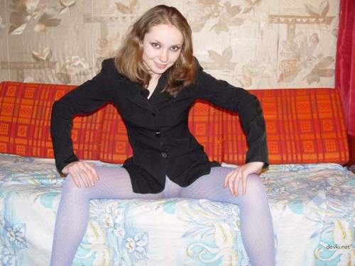 Amateur Girlfriend XXX: Intimate Moments Captured in Explicit English