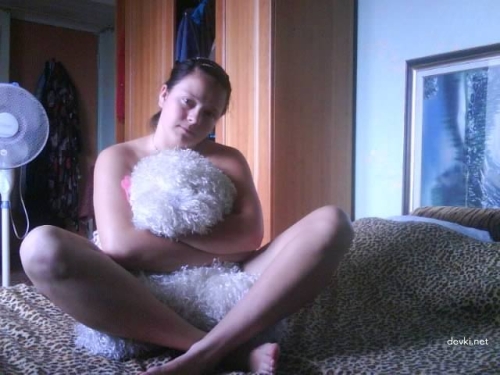 XXX Naked Girlfriend Amateur Photo: Uncensored Nude Content for Adults - Explicit and Raw!