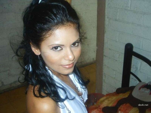 Sensual Girlfriend Exposes All: Explicit Amateur Nude Erotica in English
